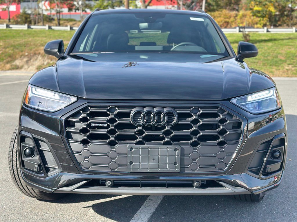 Used 2025 Audi Q5 2.0T Premium w/ Convenience Plus Package AWD/4WD image 10