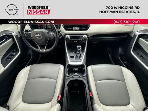 Used 2021 Toyota RAV4 XLE Premium AWD/4WD image 34