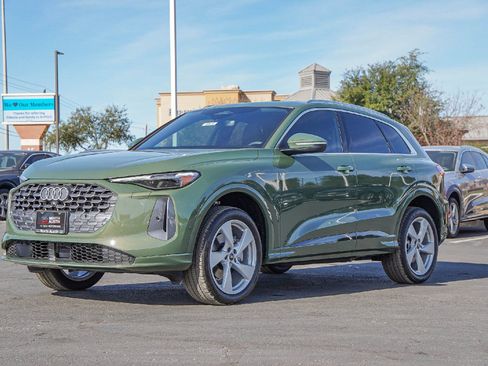 New 2025 Audi Q5 Premium Plus image 7