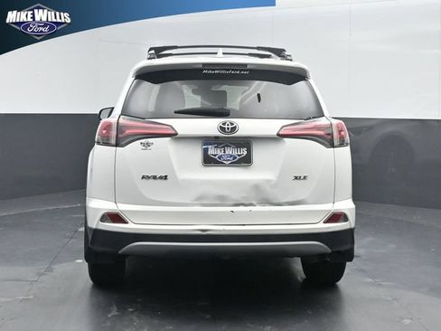 Used 2018 Toyota RAV4 XLE w/ Plus Extra Value Package FWD image 6