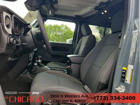 New 2026 Jeep Gladiator Sport AWD/4WD image 18
