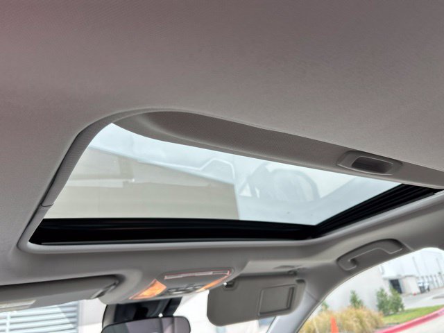 Used 2020 Toyota RAV4 XLE Premium AWD/4WD image 13