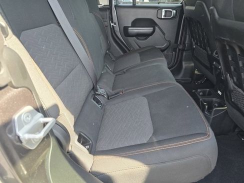 Used 2020 Jeep Gladiator Mojave w/ Cold Weather Group image 30