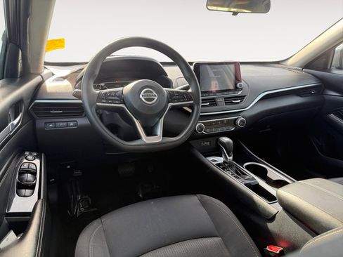 Used 2021 Nissan Altima 2.5 SV image 15