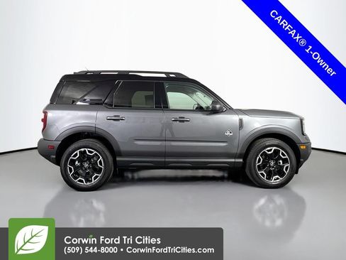 Used 2025 Ford Bronco Sport Outer Banks AWD/4WD image 19