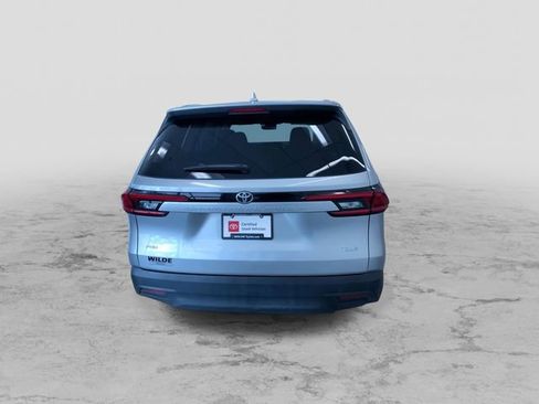 Certified 2025 Toyota Grand Highlander AWD image 8