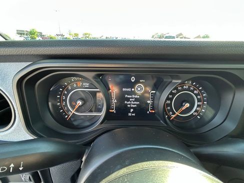 New 2026 Jeep Gladiator Sport AWD/4WD image 14