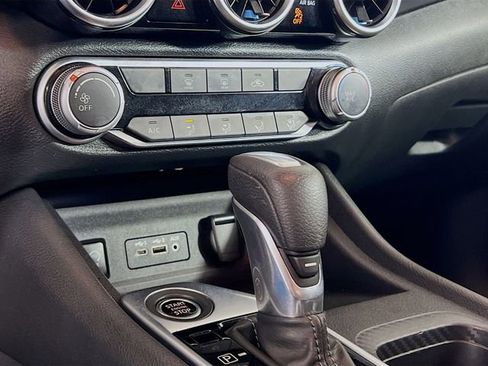 Used 2024 Nissan Sentra SV w/ Trunk Package image 14