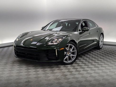 Used 2025 Porsche Panamera 4 image 1