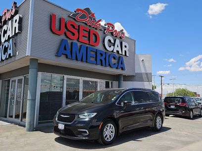 Used 2021 Chrysler Pacifica Touring-L