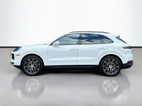 Certified 2026 Porsche Cayenne AWD/4WD image 2