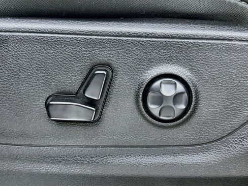 Used 2021 RAM 1500 Big Horn AWD/4WD image 18