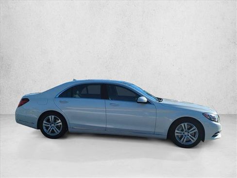 Used 2017 Mercedes-Benz S 550 Sedan image 4