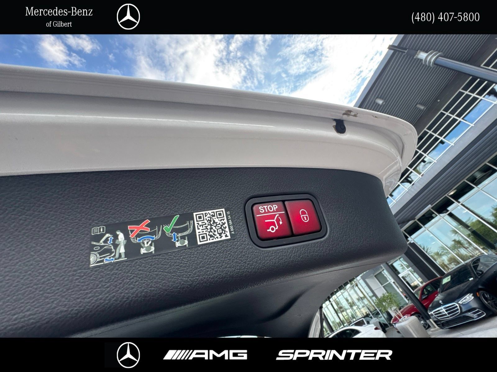 Used 2023 Mercedes-Benz GLC 300 image 9