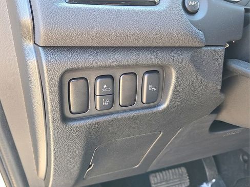 Used 2026 Mitsubishi Outlander Sport SE AWD/4WD image 25