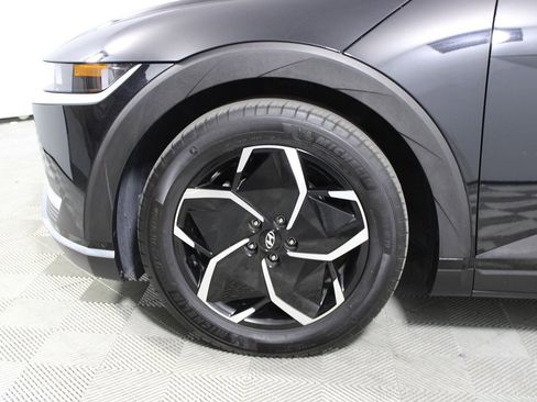 Used 2023 Hyundai Ioniq 5 SEL image 4