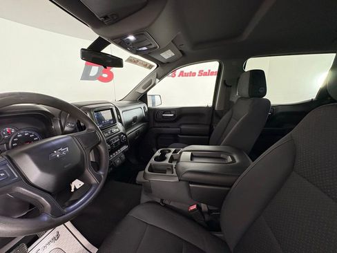 Used 2019 Chevrolet Silverado 1500 Custom Trail Boss w/ Custom Convenience Package image 12