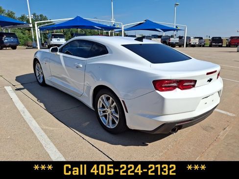 Used 2019 Chevrolet Camaro LT RWD image 10