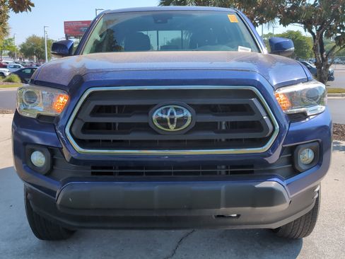 Used 2023 Toyota Tacoma SR5 w/ Technology Package image 3