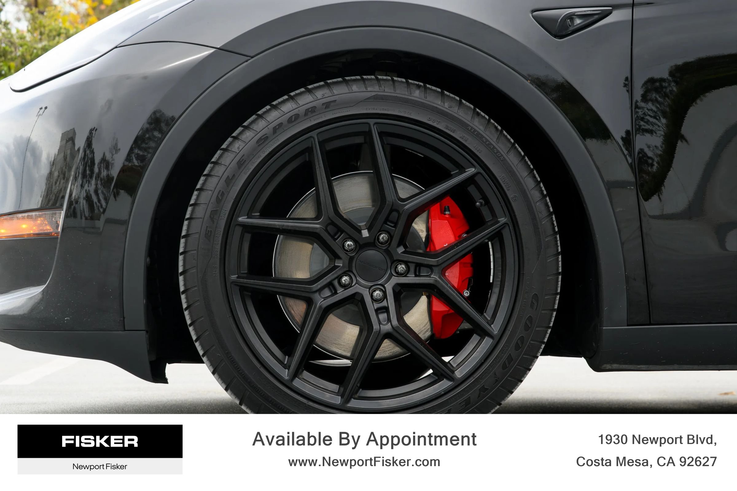 Used 2024 Tesla Model Y Performance AWD/4WD image 5