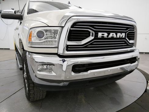 Used 2017 RAM 3500 Laramie Longhorn image 39