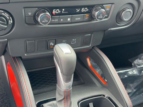 New 2025 Nissan Frontier PRO-4X image 27