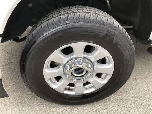 Used 2024 Ford F250 XLT image 10