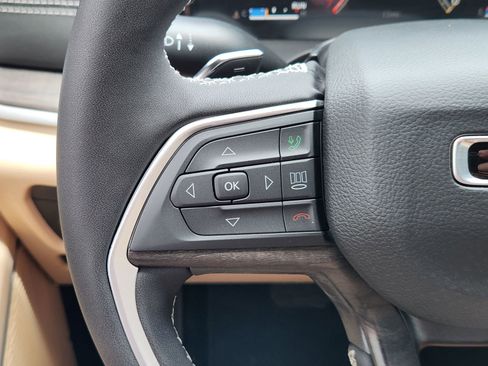 New 2026 Jeep Grand Cherokee L Limited RWD image 36