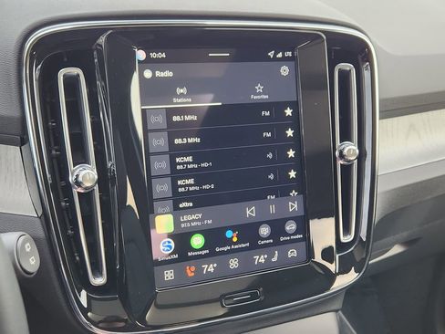 Used 2026 Volvo XC40 B5 Ultra w/ Protection Package Premier image 12