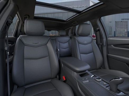 New 2025 Cadillac XT5 Sportv AWD/4WD image 16