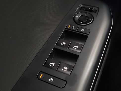 Used 2025 Kia K4 FWD image 15