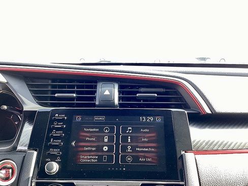 Used 2019 Honda Civic Type R image 11