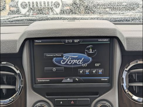 Used 2014 Ford F250 Lariat w/ Lariat Interior Package AWD/4WD image 31
