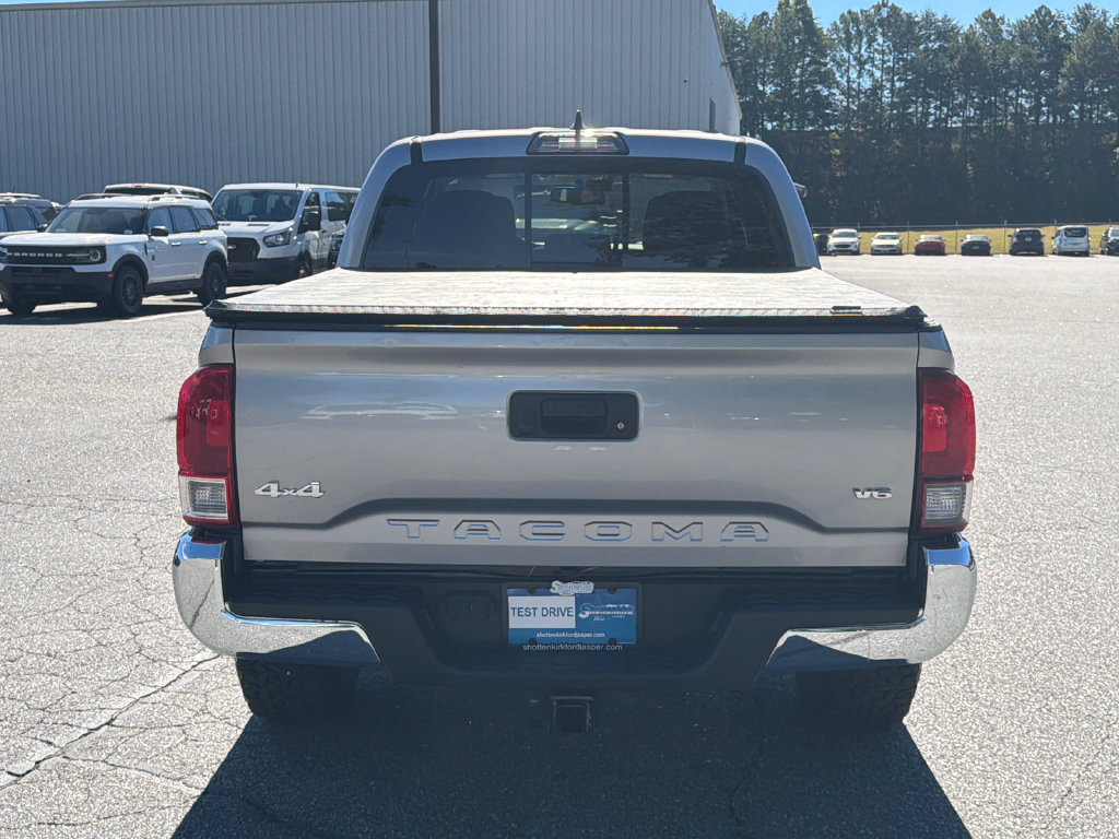 Used 2019 Toyota Tacoma SR5 AWD/4WD image 6