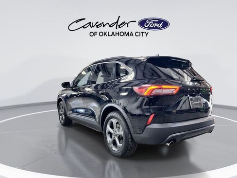 Used 2025 Ford Escape ST-Line image 6