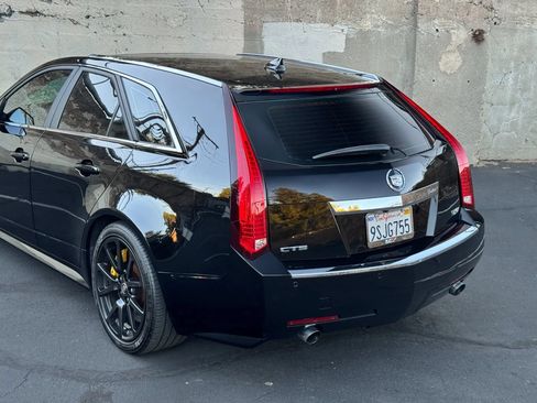 Used 2013 Cadillac CTS V RWD image 9