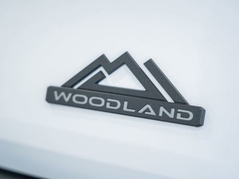 New 2026 Toyota Sienna XLE Woodland Edition AWD/4WD image 8