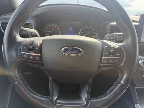 Used 2020 Ford Explorer XLT w/ Equipment Group 202A AWD/4WD image 16