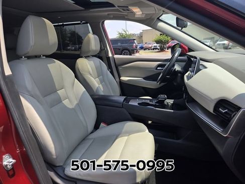 Used 2021 Nissan Rogue SV w/ Premium Package FWD image 19
