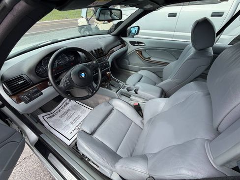 Used 2004 BMW 330Ci Convertible RWD image 9