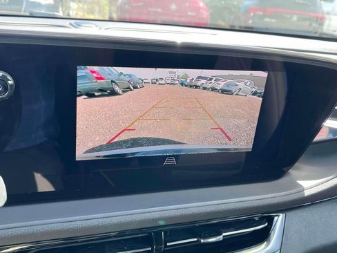 Used 2025 Buick Envista Sport Touring w/ Convenience I Package FWD image 24