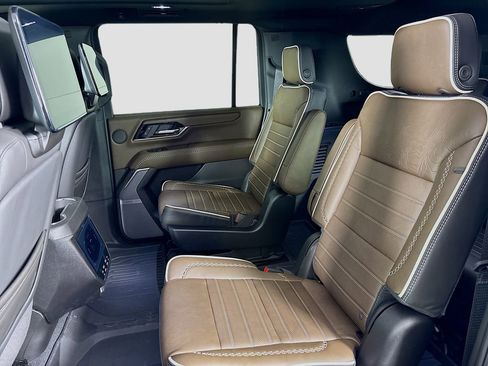 New 2026 GMC Yukon XL Denali Ultimate image 25