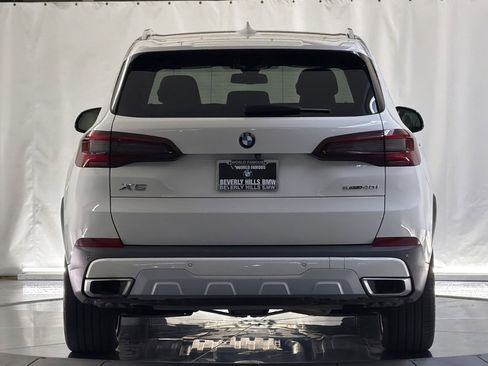 Used 2021 BMW X5 sDrive40i w/ Convenience Package RWD image 9