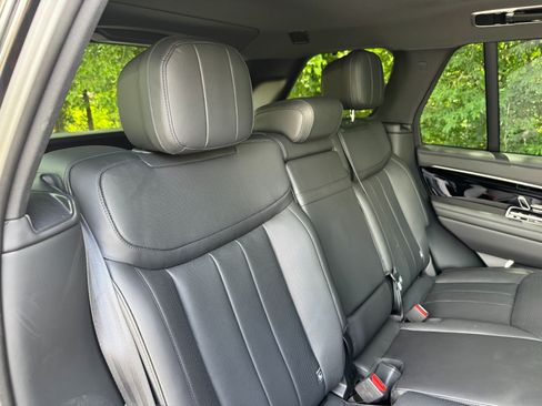Used 2024 Land Rover Range Rover SE AWD/4WD image 68