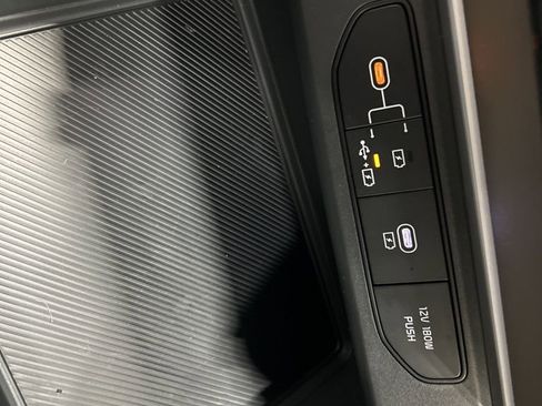 New 2026 Kia Carnival LXS image 20