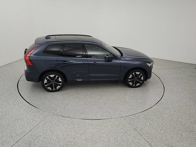 New 2026 Volvo XC60 B5 Plus w/ Protection Package Premier AWD/4WD image 16