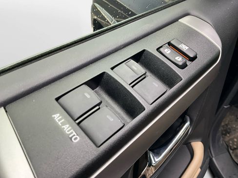 Used 2024 Toyota 4Runner Limited image 20