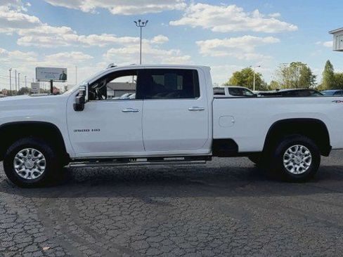 Certified 2022 Chevrolet Silverado 3500 LTZ w/ LTZ Convenience Package image 5