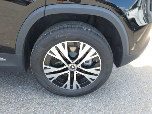 Certified 2025 Mercedes-Benz GLA 250 image 10