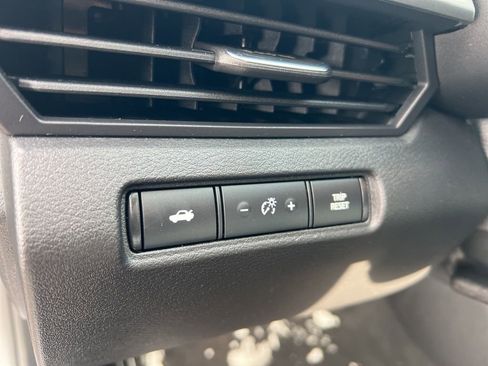 Certified 2024 Nissan Altima 2.5 SV image 46